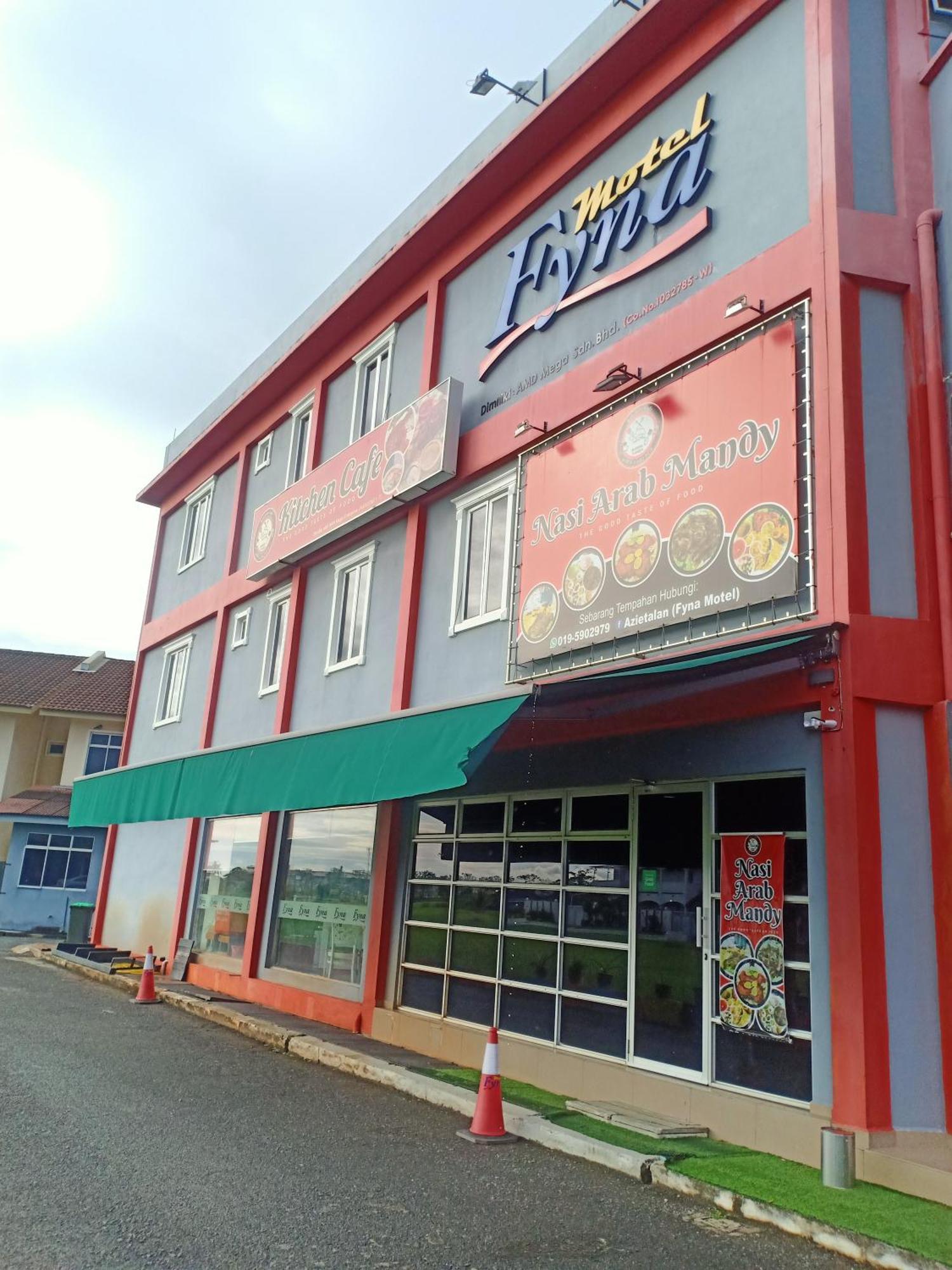 Motel Fyna Kangar Exterior photo